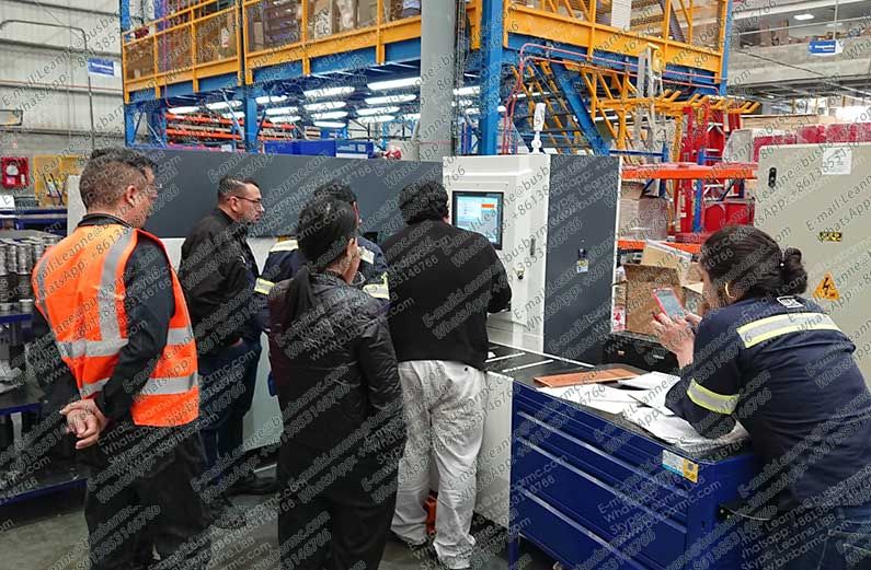 Programa de tecnologia em máquinas CNC alcança suc